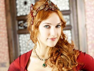 Meryem Uzerli Biografie, fapte și poveste de viață